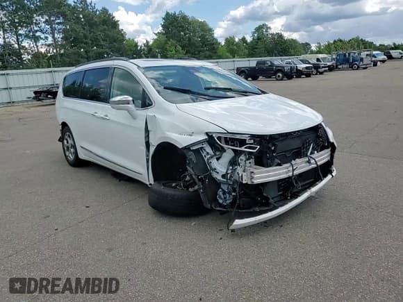 ✅ 2022 Chrysler Pacifica Limited • VIN: 2C4RC1GG9NR162231 • Лот: 63061055. Опубликован ранее на Copart с пробегом 82 084 миль. Бесплатный доступ к архиву аукционных продаж из США и подробный отчёт об истории автомобиля на DreamBid. Изображение 15.