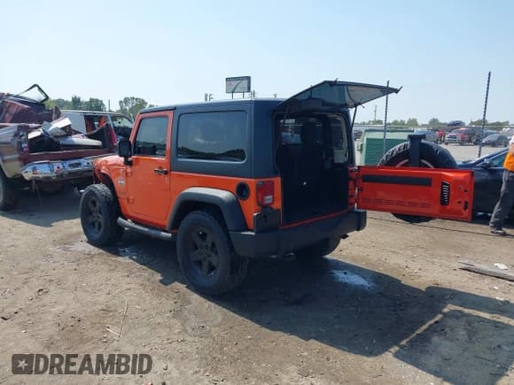 ✅ 2015 Jeep Wrangler Sport • VIN: 1C4AJWAG3FL645510 • Lot: 40383967. Listed on IAAI with 84,143 mi. Free auction sales archive from the USA and detailed vehicle history report at DreamBid. Image 3.