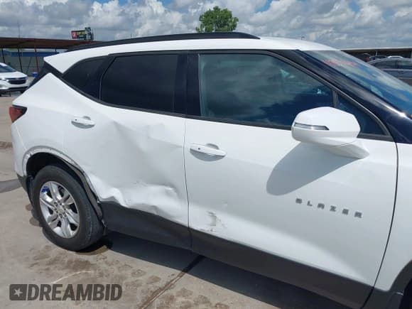 ✅ 2020 Chevrolet Blazer LT • VIN: 3GNKBCRS2LS666869 • Lot: 42591494. Listed on IAAI with 71,727 mi. Free auction sales archive from the USA and detailed vehicle history report at DreamBid. Image 6.