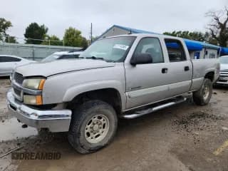 ✅ 2004 Chevrolet Silverado 2500HD LS • VIN: 1GCHK23U64F150771 • Lot: 87114365. Wystawiony na Copart z przebiegiem Nie podano. Bezpłatny archiwum sprzedaży aukcyjnych z USA i szczegółowy raport historii pojazdu na DreamBid. Zdjęcie 1.