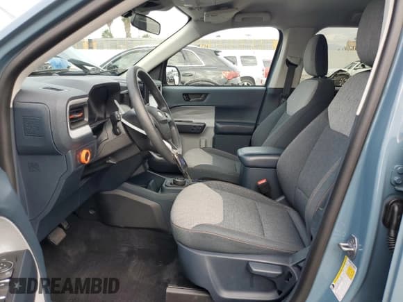 ✅ 2022 Ford Maverick XLT • VIN: 3FTTW8E30NRA31527 • Lot: 93761315. Wystawiony na Copart z przebiegiem 17 818 mil. Bezpłatny archiwum sprzedaży aukcyjnych z USA i szczegółowy raport historii pojazdu na DreamBid. Zdjęcie 7.