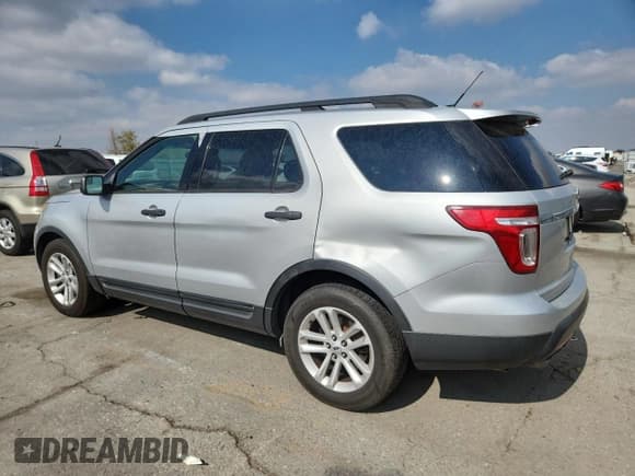 ✅ 2015 Ford Explorer • VIN: 1FM5K7B88FGA34291 • Lot: 82678275. Listed on Copart with 376,185 mi. Free auction sales archive from the USA and detailed vehicle history report at DreamBid. Image 2.