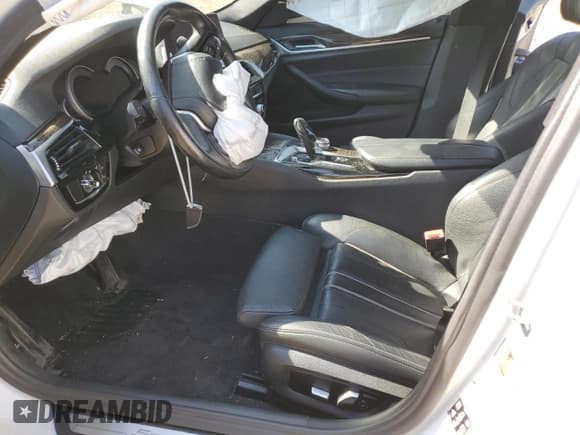 ✅ 2019 BMW 5 Series 530i xDrive • VIN: WBAJA7C5XKWC77790 • Lot: 61761925. Listed on Copart with 75,583 mi. Free auction sales archive from the USA and detailed vehicle history report at DreamBid. Image 7.