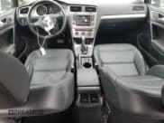 ✅ 2016 Volkswagen Golf TSI S • VIN: 3VWC17AU4GM517164 • Lot: 90502555. Wystawiony na Copart z przebiegiem 107 636 mil. Bezpłatny archiwum sprzedaży aukcyjnych z USA i szczegółowy raport historii pojazdu na DreamBid. Zdjęcie 8.