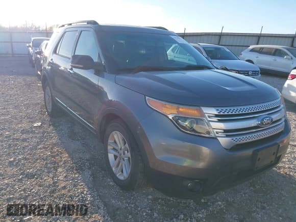 ✅ 2011 Ford Explorer XLT • VIN: 1FMHK7D87BGA88086 • Lot: 43725594. Wystawiony na IAAI z przebiegiem 187 172 mil. Bezpłatny archiwum sprzedaży aukcyjnych z USA i szczegółowy raport historii pojazdu na DreamBid. Zdjęcie 1.