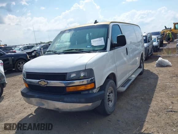 ✅ 2020 Chevrolet Express Cargo • VIN: 1GCWGAFG2L1182671 • Lot: 43111165. Listed on IAAI with 151,139 mi. Free auction sales archive from the USA and detailed vehicle history report at DreamBid. Image 2.