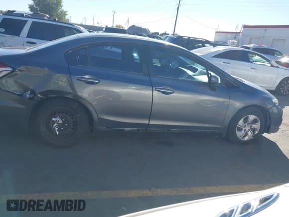 ✅ 2013 Honda Civic LX • VIN: 19XFB2F50DE201221 • Лот: 43508016. Опубликован ранее на IAAI с пробегом 124 509 миль. Бесплатный доступ к архиву аукционных продаж из США и подробный отчёт об истории автомобиля на DreamBid. Изображение 13.