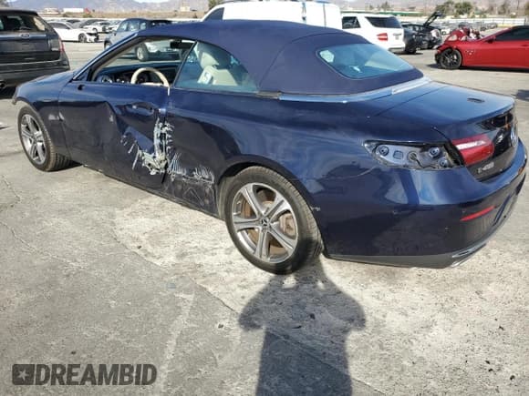 ✅ 2018 Mercedes-Benz E 400 • VIN: WDD1K6FB8JF028708 • Lot: 85162154. Listed on Copart with 19,914 mi. Free auction sales archive from the USA and detailed vehicle history report at DreamBid. Image 2.