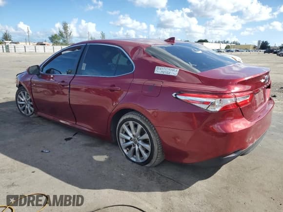 ✅ 2020 Toyota Camry LE • VIN: 4T1C11AK6LU361595 • Lot: 90451615. Listed on Copart with 95,045 mi. Free auction sales archive from the USA and detailed vehicle history report at DreamBid. Image 2.
