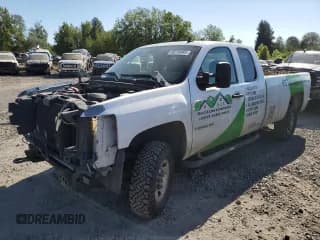 ✅ 2009 Chevrolet Silverado 2500HD Work Truck • VIN: 1GCHC49KX9E110110 • Lot: 66218465. Wystawiony na Copart z przebiegiem 192 801 mil. Bezpłatny archiwum sprzedaży aukcyjnych z USA i szczegółowy raport historii pojazdu na DreamBid. Zdjęcie 1.