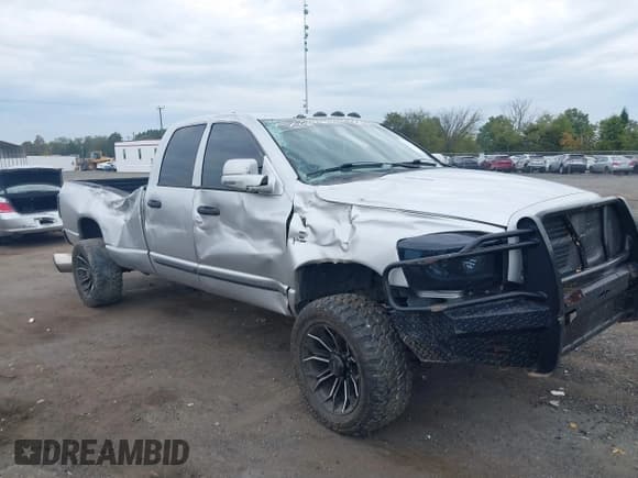 ✅ 2007 Dodge 2500 SLT • VIN: 3D7KS28C67G711436 • Lot: 43233748. Wystawiony na IAAI z przebiegiem 156 512 mil. Bezpłatny archiwum sprzedaży aukcyjnych z USA i szczegółowy raport historii pojazdu na DreamBid. Zdjęcie 1.