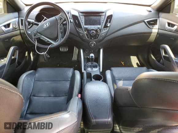 ✅ 2016 Hyundai Veloster Turbo • VIN: KMHTC6AE8GU255494 • Lot: 70235884. Listed on Copart with 83,830 mi. Free auction sales archive from the USA and detailed vehicle history report at DreamBid. Image 8.