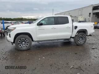 ✅ 2024 Chevrolet Colorado 4WD Z71 • VIN: 1GCPTDEK7R1122790 • Лот: 82333525. Опубликован ранее на Copart с пробегом 15 014 миль. Бесплатный доступ к архиву аукционных продаж из США и подробный отчёт об истории автомобиля на DreamBid. Изображение 1.