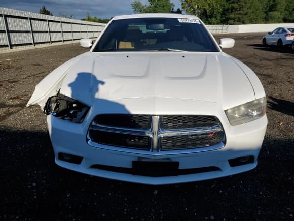 ✅ 2012 Dodge Charger RT Plus • VIN: 2C3CDXCT6CH239315 • Lot: 69778175. Wystawiony na Copart z przebiegiem 188 707 mil. Bezpłatny archiwum sprzedaży aukcyjnych z USA i szczegółowy raport historii pojazdu na DreamBid. Zdjęcie 5.