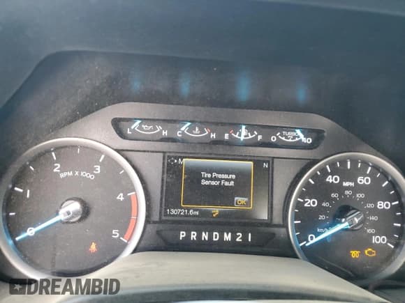 ✅ 2019 Ford F-250 XL • VIN: 1FT7W2BT0KEC27324 • Lot: 71847015. Wystawiony na Copart z przebiegiem 130 721 mil. Bezpłatny archiwum sprzedaży aukcyjnych z USA i szczegółowy raport historii pojazdu na DreamBid. Zdjęcie 9.