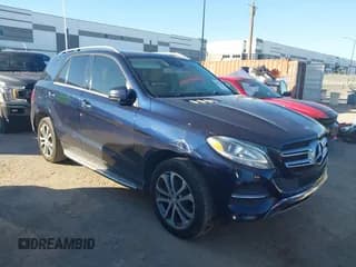 ✅ 2016 Mercedes-Benz GLE 350 • VIN: 4JGDA5JB2GA661542 • Лот: 43630564. Опубликован ранее на IAAI с пробегом 131 960 миль. Бесплатный доступ к архиву аукционных продаж из США и подробный отчёт об истории автомобиля на DreamBid. Изображение 1.
