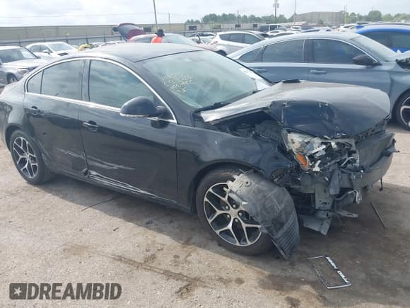 ✅ 2017 Buick Regal Sport Touring • VIN: 2G4GL5EX9H9123947 • Лот: 42877322. Опубликован ранее на IAAI с пробегом 132 724 миль. Бесплатный доступ к архиву аукционных продаж из США и подробный отчёт об истории автомобиля на DreamBid. Изображение 1.