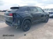 ✅ 2021 Volkswagen Atlas SE • VIN: 1V2JE2CA3MC237879 • Lot: 43521903. Listed on IAAI with 63,970 mi. Free auction sales archive from the USA and detailed vehicle history report at DreamBid. Image 4.