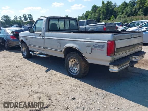 ✅ 1996 Ford F-150 • VIN: 1FTEF14NXTLB14932 • Лот: 43122753. Опубликован ранее на IAAI с пробегом 212 349 миль. Бесплатный доступ к архиву аукционных продаж из США и подробный отчёт об истории автомобиля на DreamBid. Изображение 3.