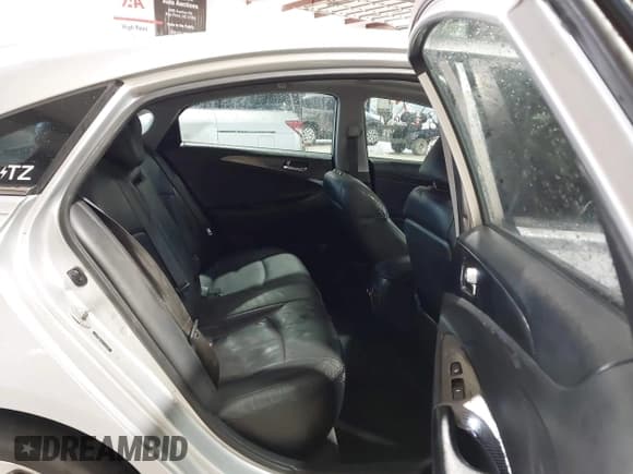 ✅ 2014 Hyundai Sonata Limited • VIN: 5NPEC4AB2EH938788 • Lot: 43333865. Listed on IAAI with 157,980 mi. Free auction sales archive from the USA and detailed vehicle history report at DreamBid. Image 8.