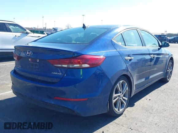 ✅ 2017 Hyundai Elantra Value Edition • VIN: 5NPD84LF6HH171576 • Lot: 41810292. Listed on IAAI with 69,296 mi. Free auction sales archive from the USA and detailed vehicle history report at DreamBid. Image 4.