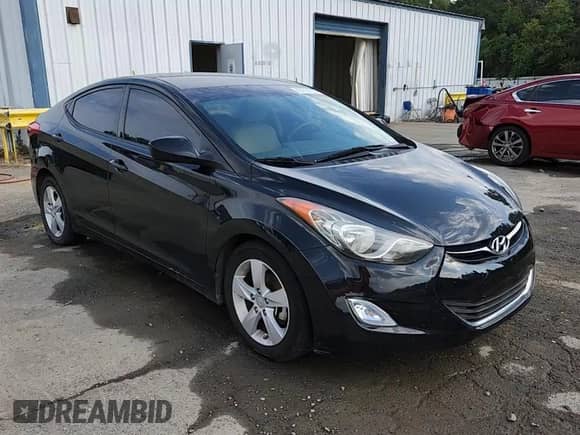 ✅ 2013 Hyundai Elantra GLS • VIN: 5NPDH4AE9DH243004 • Lot: 83972185. Wystawiony na Copart z przebiegiem 54 218 mil mil. Skorzystaj z bezpłatnego archiwum sprzedaży aukcyjnych z USA i zobacz szczegółowy raport historii pojazdu na DreamBid. Zdjęcie 13.