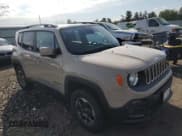 ✅ 2015 Jeep Renegade Latitude • VIN: ZACCJBBH0FPB74314 • Lot: 70463225. Wystawiony na Copart z przebiegiem 91 779 mil. Bezpłatny archiwum sprzedaży aukcyjnych z USA i szczegółowy raport historii pojazdu na DreamBid. Zdjęcie 4.
