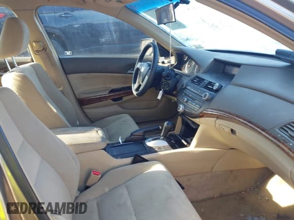 ✅ 2009 Honda Accord EX • VIN: 1HGCP267X9A151459 • Lot: 43728565. Listed on IAAI with 126,902 mi. Free auction sales archive from the USA and detailed vehicle history report at DreamBid. Image 5.