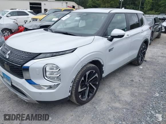 2023 Mitsubishi Outlander SE with VIN JA4T5UA98PZ062717, listed as a IAAI auction lot 42898791 with 42,864 mi miles and . Bid and sale history available at DreamBid. Image 2.