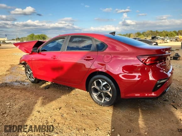 ✅ 2019 Kia Forte LXS • VIN: 3KPF24AD0KE048900 • Lot: 85651535. Listed on Copart with 88,511 mi. Free auction sales archive from the USA and detailed vehicle history report at DreamBid. Image 2.