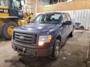 ✅ 2009 Ford F-150 XL • VIN: 1FTRW14879FA35687 • Lot: 92938655. Wystawiony na Copart z przebiegiem 165 542 mil. Bezpłatny archiwum sprzedaży aukcyjnych z USA i szczegółowy raport historii pojazdu na DreamBid. Zdjęcie 1.