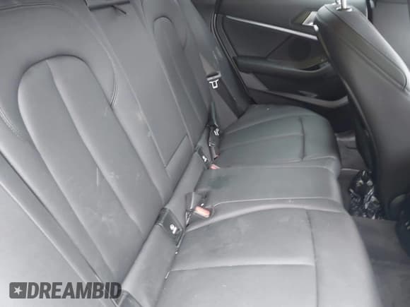 ✅ 2022 BMW 2 Series 228i • VIN: WBA53AK0XN7L30322 • Lot: 42566160. Wystawiony na IAAI z przebiegiem 36 094 mil. Bezpłatny archiwum sprzedaży aukcyjnych z USA i szczegółowy raport historii pojazdu na DreamBid. Zdjęcie 8.