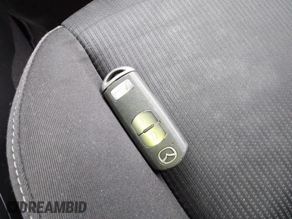 ✅ 2018 Mazda CX-3 Sport • VIN: JM1DKDB77J1322532 • Lot: 42693685. Wystawiony na IAAI z przebiegiem 69 009 mil. Bezpłatny archiwum sprzedaży aukcyjnych z USA i szczegółowy raport historii pojazdu na DreamBid. Zdjęcie 11.