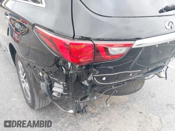 ✅ 2020 Infiniti QX60 Luxe • VIN: 5N1DL0MN2LC540608 • Lot: 42187929. Listed on IAAI with 82,227 mi. Free auction sales archive from the USA and detailed vehicle history report at DreamBid. Image 19.