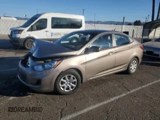 ✅ 2013 Hyundai Accent GLS • VIN: KMHCT4AE4DU500355 • Лот: 81859374. Опубликован ранее на Copart с пробегом 106 739 миль. Бесплатный доступ к архиву аукционных продаж из США и подробный отчёт об истории автомобиля на DreamBid. Изображение 1.