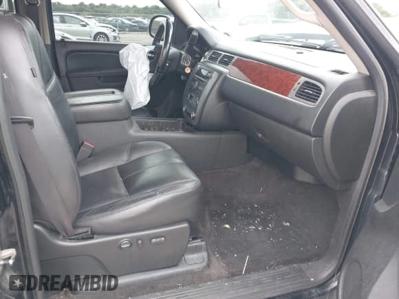 ✅ 2011 GMC Sierra 1500 SLT • VIN: 3GTP2WE33BG299805 • Лот: 42784925. Опубликован ранее на IAAI с пробегом 179 442 миль. Бесплатный доступ к архиву аукционных продаж из США и подробный отчёт об истории автомобиля на DreamBid. Изображение 5.