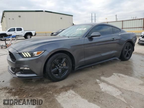 ✅ 2017 Ford Mustang V6 • VIN: 1FA6P8AM9H5286652 • Lot: 86519404. Listed on Copart with 83,761 mi. Free auction sales archive from the USA and detailed vehicle history report at DreamBid. Image 1.