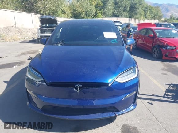 ✅ 2022 Tesla Model X • VIN: 7SAXCDE58NF350182 • Lot: 43358639. Wystawiony na IAAI z przebiegiem 41 271 mil. Bezpłatny archiwum sprzedaży aukcyjnych z USA i szczegółowy raport historii pojazdu na DreamBid. Zdjęcie 11.