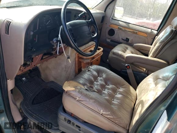 ✅ 1995 Ford Econoline Cargo • VIN: 1FDEE14H6SHA39673 • Лот: 78105374. Опубликован ранее на Copart с пробегом Не указан. Бесплатный доступ к архиву аукционных продаж из США и подробный отчёт об истории автомобиля на DreamBid. Изображение 8.