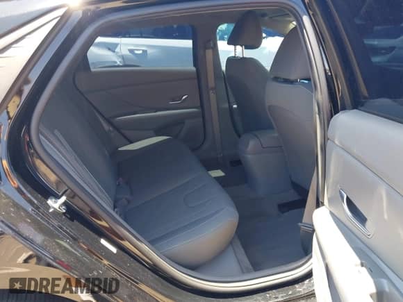 2023 Hyundai Elantra SEL с VIN KMHLM4AG5PU469667, выставлен на аукционе IAAI как лот 42620520 с пробегом 30 552 миль миль и . История ставок и продаж доступна на DreamBid. Изображение 8.