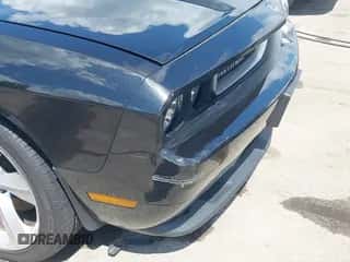 2010 Dodge Challenger SRT-8 z VIN 2B3CJ7DW1AH208758, wystawiony jako IAAI lot #43107005 z przebiegiem 83 052 mil mil oraz . Historia ofert i sprzedaży dostępna na DreamBid. Obrazek 6.