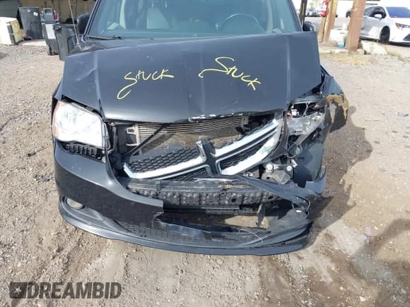 ✅ 2019 Dodge Grand Caravan SXT • VIN: 2C4RDGCG8KR693454 • Lot: 43325170. Wystawiony na IAAI z przebiegiem 144 954 mil. Bezpłatny archiwum sprzedaży aukcyjnych z USA i szczegółowy raport historii pojazdu na DreamBid. Zdjęcie 10.