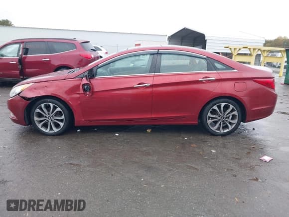 ✅ 2013 Hyundai Sonata SE • VIN: 5NPEC4AB3DH734144 • Лот: 43543450. Опубликован ранее на IAAI с пробегом 131 774 миль. Бесплатный доступ к архиву аукционных продаж из США и подробный отчёт об истории автомобиля на DreamBid. Изображение 14.