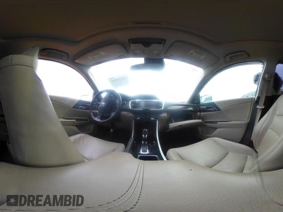 ✅ 2016 Honda Accord EX-L • VIN: 1HGCR3F02GA029856 • Lot: 43459835. Wystawiony na IAAI z przebiegiem 89 949 mil. Bezpłatny archiwum sprzedaży aukcyjnych z USA i szczegółowy raport historii pojazdu na DreamBid. Zdjęcie 19.