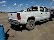 ✅ 2006 Chevrolet Silverado 2500HD LT1 • VIN: 1GCHC23276F122864 • Лот: 71861745. Опубликован ранее на Copart с пробегом Не указан. Бесплатный доступ к архиву аукционных продаж из США и подробный отчёт об истории автомобиля на DreamBid. Изображение 13.