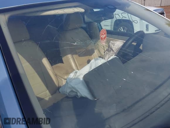 ✅ 2013 Volkswagen Passat SE • VIN: 1VWBN7A36DC045523 • Lot: 41902137. Listed on IAAI with 134,824 mi. Free auction sales archive from the USA and detailed vehicle history report at DreamBid. Image 14.