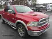 2009 Dodge 1500 SLT z VIN 1D3HB13T69S710960, wystawiony jako IAAI lot #41474540 z przebiegiem 285 417 mil mil oraz . Historia ofert i sprzedaży dostępna na DreamBid. Obrazek 1.