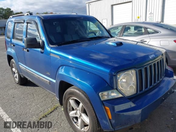 ✅ 2009 Jeep Liberty Sport • VIN: 1J8GN28K19W542048 • Lot: 43606589. Wystawiony na IAAI z przebiegiem 150 023 mil. Bezpłatny archiwum sprzedaży aukcyjnych z USA i szczegółowy raport historii pojazdu na DreamBid. Zdjęcie 6.