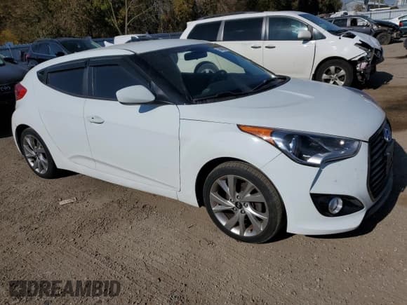 ✅ 2016 Hyundai Veloster • VIN: KMHTC6AD1GU270295 • Lot: 76470894. Wystawiony na Copart z przebiegiem 129 276 mil. Bezpłatny archiwum sprzedaży aukcyjnych z USA i szczegółowy raport historii pojazdu na DreamBid. Zdjęcie 4.