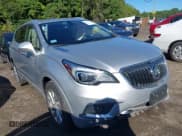 ✅ 2017 Buick Envision Essence • VIN: LRBFXDSA3HD015758 • Lot: 43114951. Wystawiony na IAAI z przebiegiem 91 330 mil. Bezpłatny archiwum sprzedaży aukcyjnych z USA i szczegółowy raport historii pojazdu na DreamBid. Zdjęcie 1.